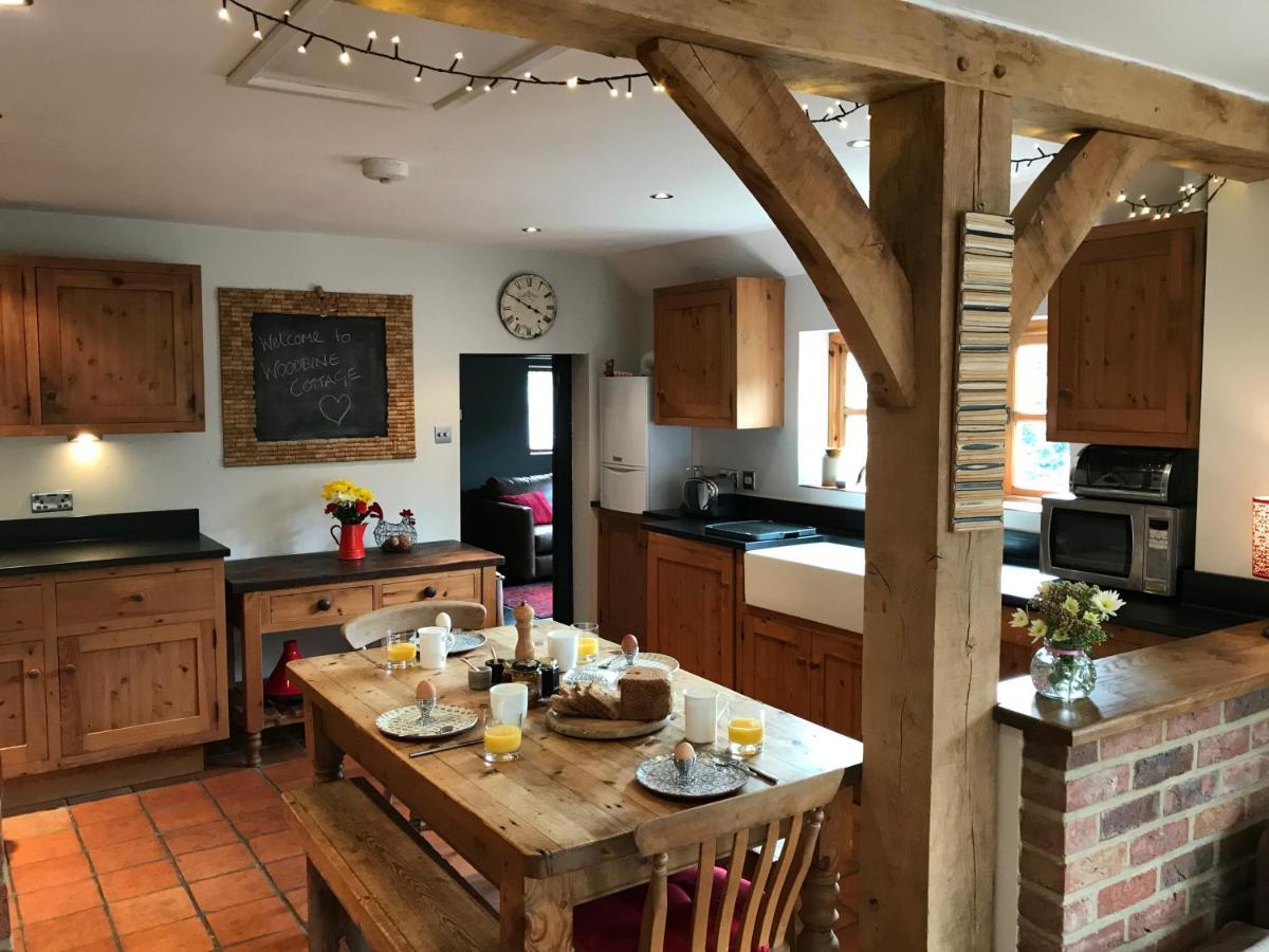 Delightful Cottage On The River Adur Close To Brighton & The Downs No Dogs Sorry Upper Beeding Exterior foto